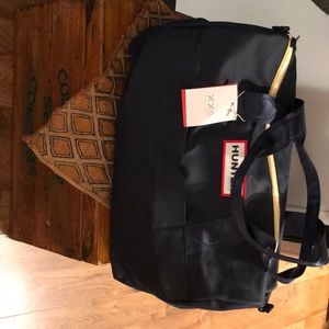 Hunter navy blue overnight bag